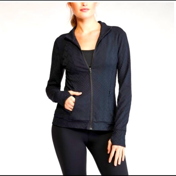 Shape Active Textured Jacket in Caviar - Picture 2 of 7